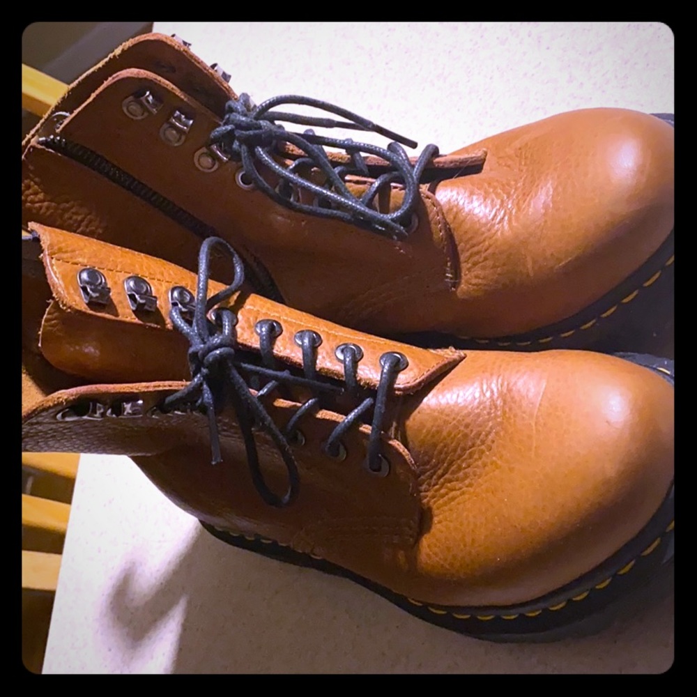 Dr. Martens!